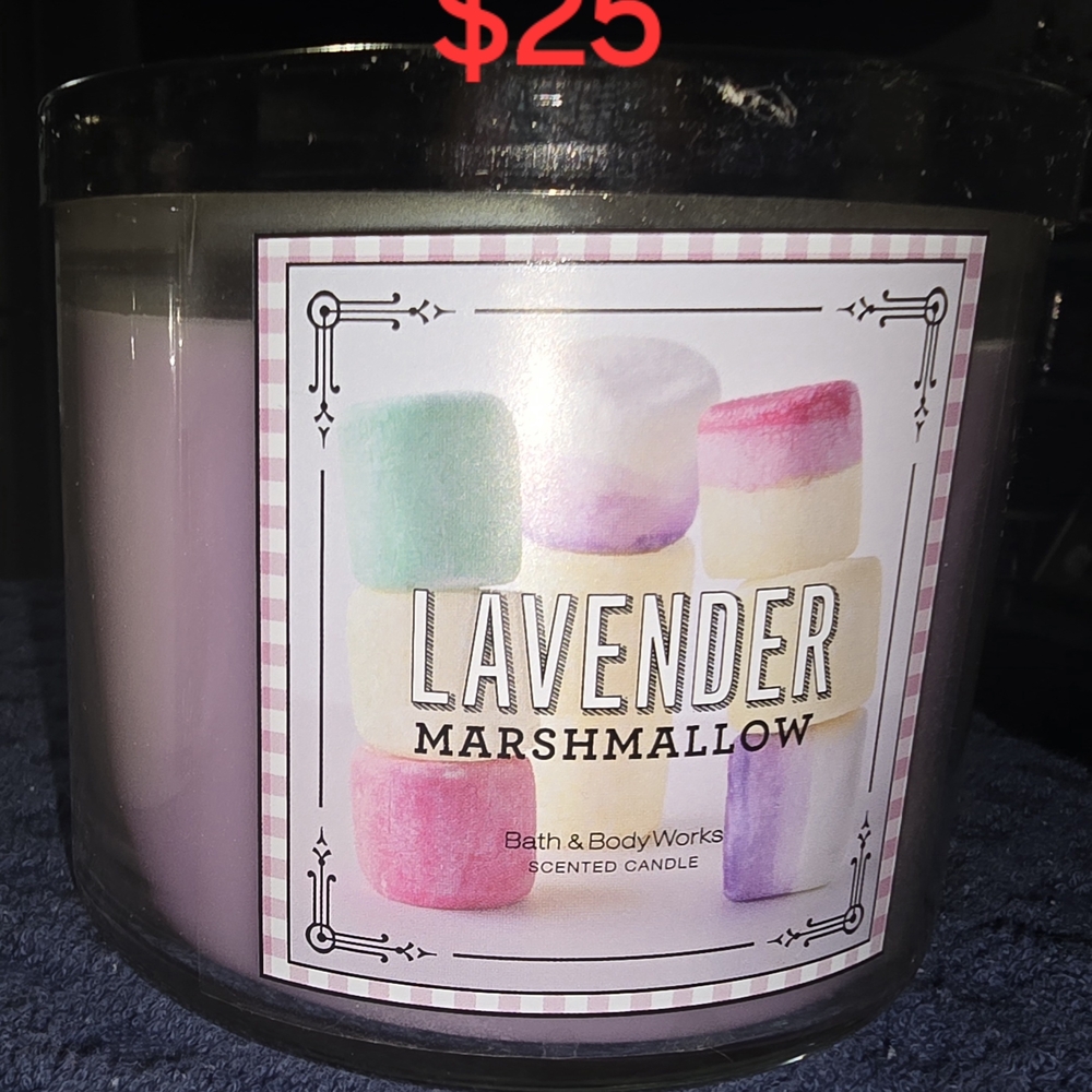 Bath & Body Works Lavender Marshmallow Candle - Pastel Hues